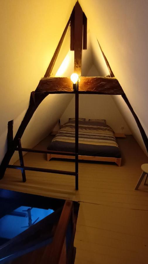 Al In Den Aap Gelogeerd? Apartman Mechelen Kültér fotó